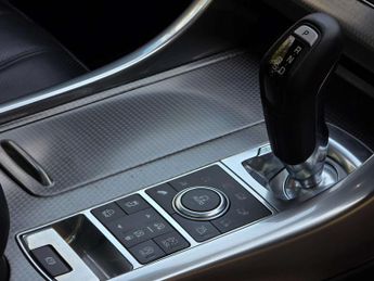 LAND ROVER RANGE ROVER SPORT 3.0 Range Rover Sport Autobiography Dynamic SDV6 Auto 4WD 5dr