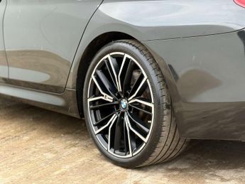 BMW 5 Series 3.0 530d M Sport Auto 4dr