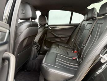 BMW 5 Series 3.0 530d M Sport Auto 4dr