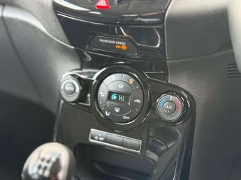 Ford Fiesta 1.0 Fiesta Titanium T 5dr