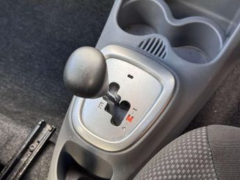 TOYOTA AYGO 1.0 Aygo Blue VVT-i Semi-Auto 5dr