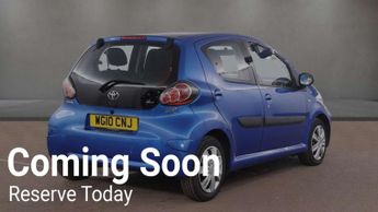 TOYOTA AYGO 1.0 Aygo Blue VVT-i Semi-Auto 5dr