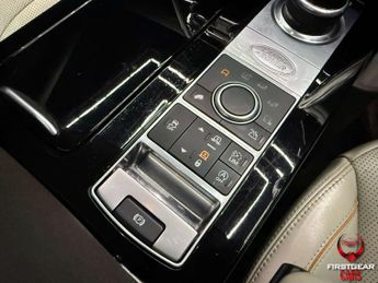 Land Rover Discovery 3.0 TD V6 HSE SUV 5dr Diesel Auto 4WD Euro 6 (s/s) (258 ps)