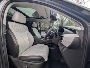 Hyundai SANTA FE 1.6 Santa Fe Ultimate HEV Auto 4WD 5dr
