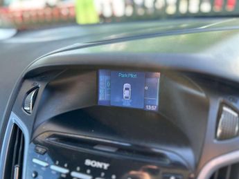 FORD FOCUS 1.0 Focus Titanium Navigator T 5dr