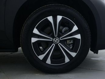 TOYOTA BZ4X 71.4kWh Motion SUV 5dr Electric Auto (11kW OBC) (204 ps)