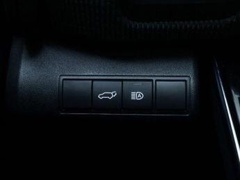 TOYOTA BZ4X 71.4kWh Motion SUV 5dr Electric Auto (11kW OBC) (204 ps)