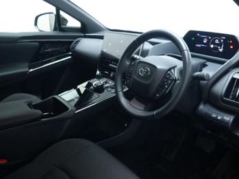 TOYOTA BZ4X 71.4kWh Motion SUV 5dr Electric Auto (11kW OBC) (204 ps)