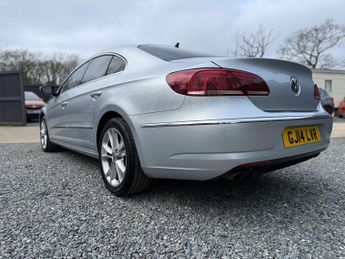 VOLKSWAGEN CC 2.0 CC BlueMotion Technology TDI Semi-Auto 4dr
