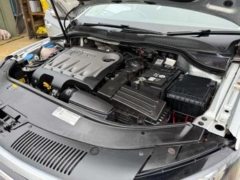 VOLKSWAGEN CC 2.0 CC BlueMotion Technology TDI Semi-Auto 4dr
