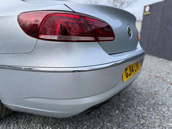 VOLKSWAGEN CC 2.0 CC BlueMotion Technology TDI Semi-Auto 4dr