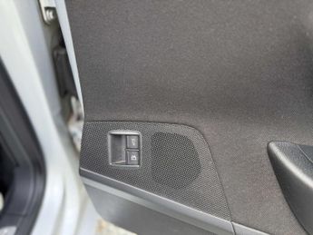 VOLKSWAGEN CC 2.0 CC BlueMotion Technology TDI Semi-Auto 4dr