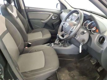 DACIA DUSTER 1.5 Duster Nav+ dCi 4x2 Auto 5dr *NATIONAL DELIVERY*