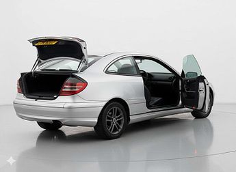 MERCEDES C-CLASS 1.8 C180 Kompressor SE Auto 3dr