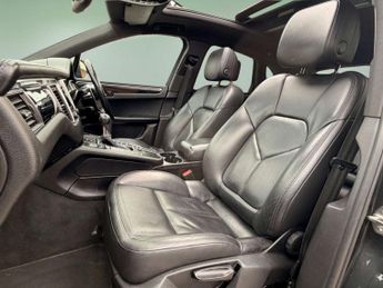 PORSCHE MACAN 3.0 Macan S D Semi-Auto 4WD 5dr