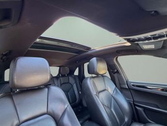 PORSCHE MACAN 3.0 Macan S D Semi-Auto 4WD 5dr