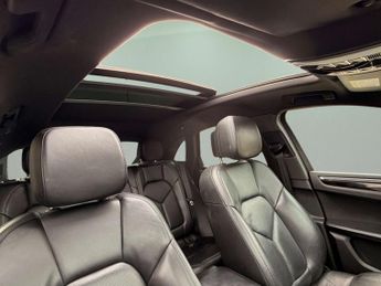 PORSCHE MACAN 3.0 Macan S D Semi-Auto 4WD 5dr