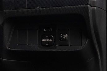 TOYOTA AURIS 1.6 Auris T3 VVT-i Semi-Auto 5dr