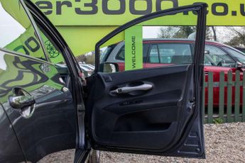 TOYOTA AURIS 1.6 Auris T3 VVT-i Semi-Auto 5dr