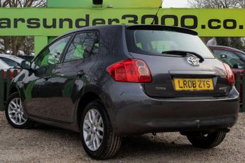 TOYOTA AURIS 1.6 Auris T3 VVT-i Semi-Auto 5dr