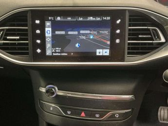 PEUGEOT 308 1.2 308 Allure S/S Auto 5dr