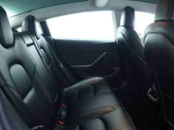 TESLA MODEL 3 (Dual Motor) Long Range Saloon 4dr Electric Auto 4WDE (346 ps)