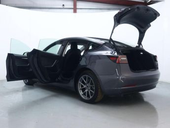 TESLA MODEL 3 (Dual Motor) Long Range Saloon 4dr Electric Auto 4WDE (346 ps)