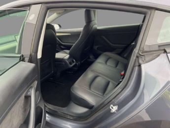 TESLA MODEL 3 (Dual Motor) Long Range Saloon 4dr Electric Auto 4WDE (346 ps)