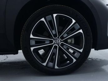 TOYOTA BZ4X 71.4kWh Vision SUV 5dr Electric Auto AWD (11kW OBC) (218 ps)