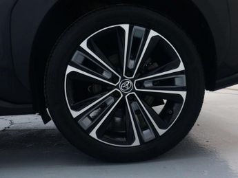 TOYOTA BZ4X 71.4kWh Vision SUV 5dr Electric Auto AWD (11kW OBC) (218 ps)