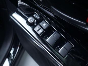 TOYOTA BZ4X 71.4kWh Vision SUV 5dr Electric Auto AWD (11kW OBC) (218 ps)