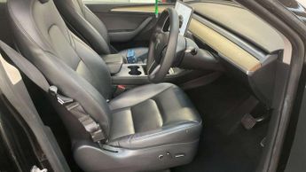 TESLA MODEL Y (Dual Motor) Long Range SUV 5dr Electric Auto 4WDE (384 bhp)