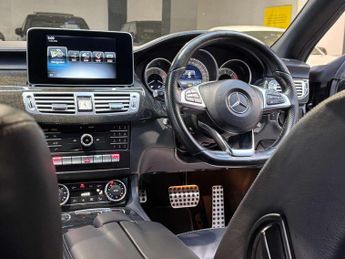 MERCEDES-BENZ CLS 2.1 CLS 220 AMG Line Bluetec Auto 4dr
