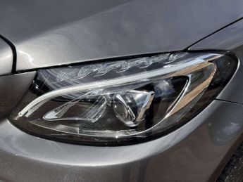 Mercedes-Benz C-CLASS 2.1 C 220 AMG Line D Auto 2dr