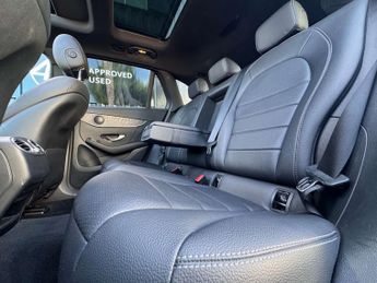 MERCEDES-BENZ GLC 2.1 GLC 250 D 4Matic AMG Line Premium Auto 4WD 5dr