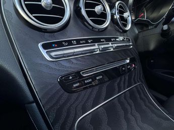 MERCEDES-BENZ GLC 2.1 GLC 250 D 4Matic AMG Line Premium Auto 4WD 5dr