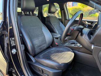 FORD KUGA 2.5 Kuga ST-Line X Edition PHEV CVT 5dr