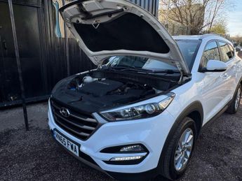 HYUNDAI TUCSON 2.0 Tucson SE Nav CRDi Auto 4WD 5dr