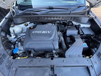 HYUNDAI TUCSON 2.0 Tucson SE Nav CRDi Auto 4WD 5dr