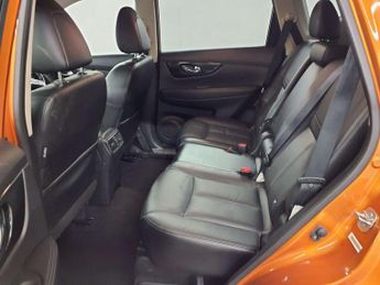 NISSAN X-TRAIL 1.7 X-Trail Tekna dCi 4x4 CVT 4WD 5dr *NATIONAL DELIVERY*