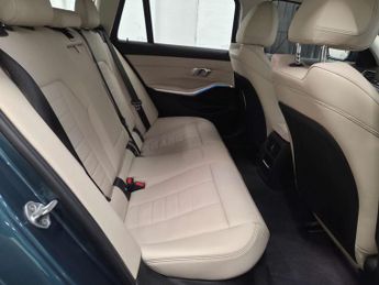 BMW 3 Series 2.0 330e xDrive Sport Professional Auto 4WD 5dr