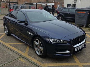 Jaguar XE 2.0 XE R-Sport D Auto 4dr