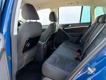 Volkswagen Tiguan 2.0 Tiguan Sport TSi 4Motion 4WD 5dr