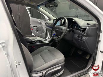 HYUNDAI IONIQ 38.3kWh Premium Hatchback 5dr Electric Auto (136 ps)
