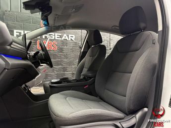 HYUNDAI IONIQ 38.3kWh Premium Hatchback 5dr Electric Auto (136 ps)