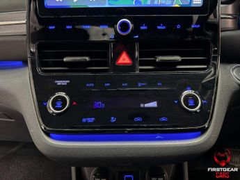 HYUNDAI IONIQ 38.3kWh Premium Hatchback 5dr Electric Auto (136 ps)