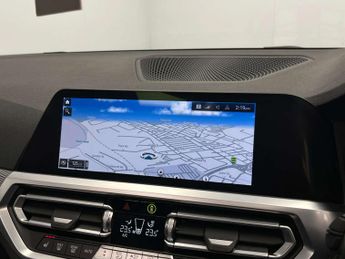 BMW 3 SERIES 2.0 330e M Sport Auto 5dr