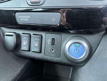 NISSAN LEAF Leaf 2.Zero 5dr