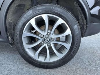 NISSAN JUKE 1.6 Juke Tekna CVT 5dr