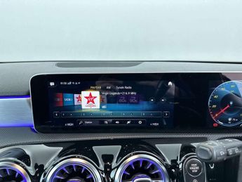 MERCEDES-BENZ A-CLASS 1.3 A 200 AMG Line Premium Auto 5dr
